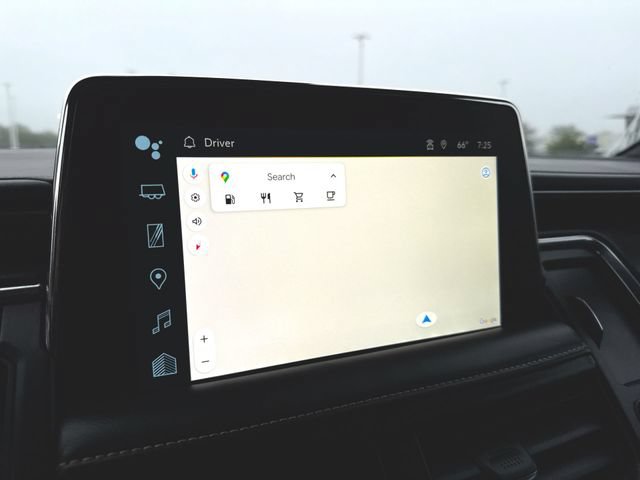 Used 2023 Chevrolet Tahoe Premier AWD/4WD image 14