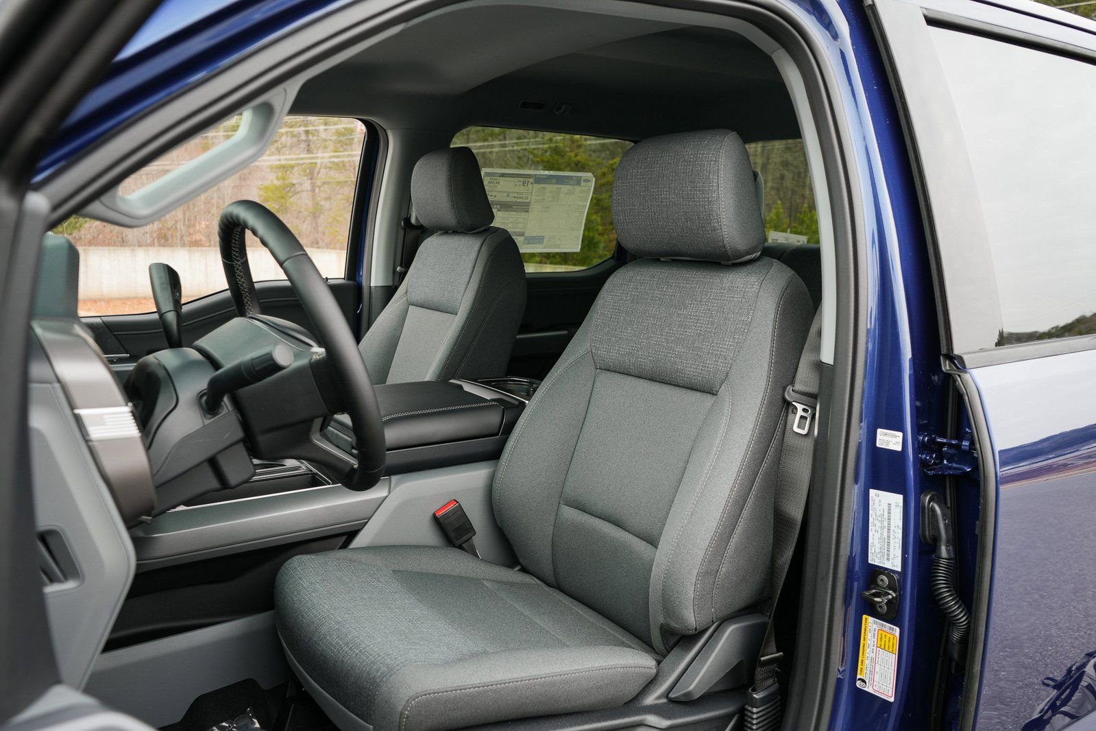 New 2026 Ford F150 XLT w/ XLT Chrome Appearance Package image 15