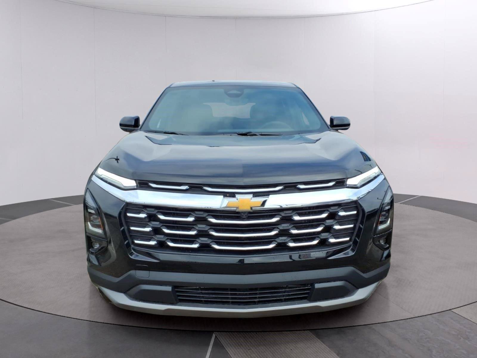 New 2026 Chevrolet Equinox LT w/ Convenience Package II FWD image 8