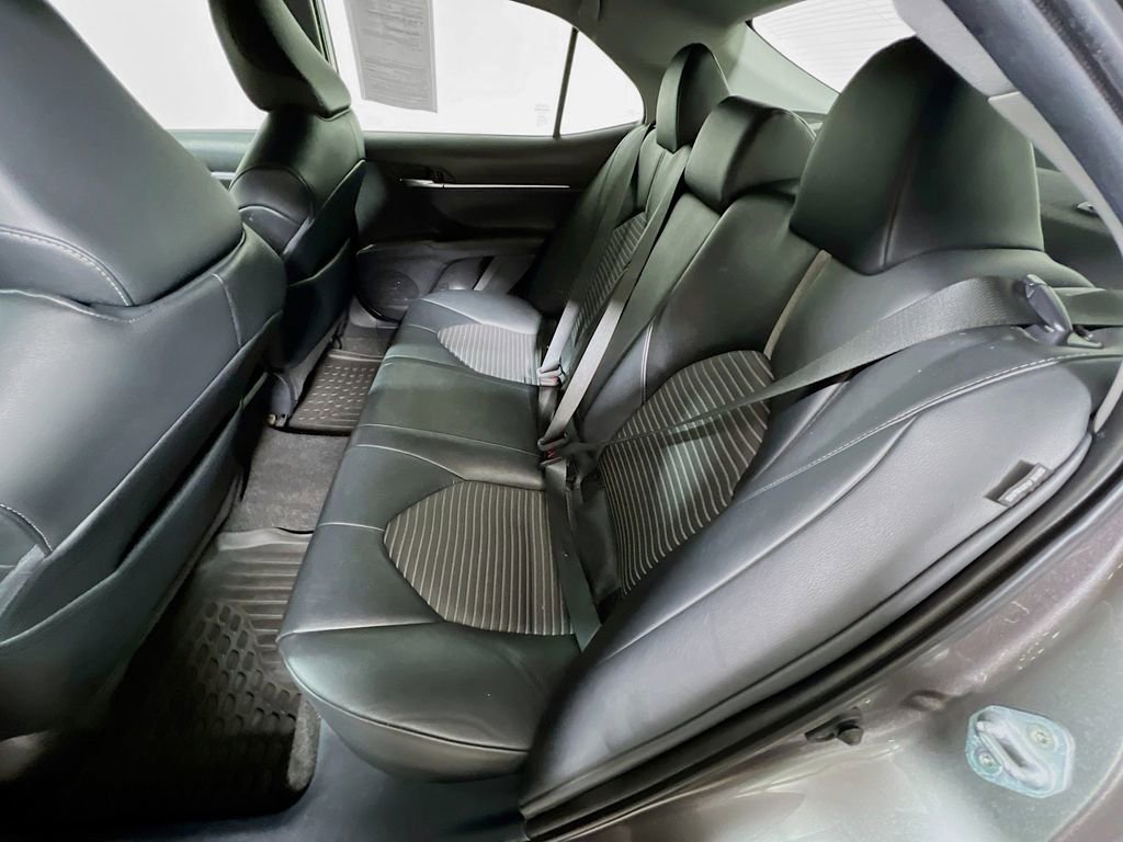 Certified 2022 Toyota Camry SE w/ Cold Weather Package FWD image 21