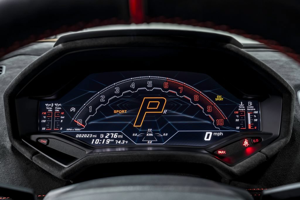 Used 2023 Lamborghini Huracan Tecnica RWD image 16