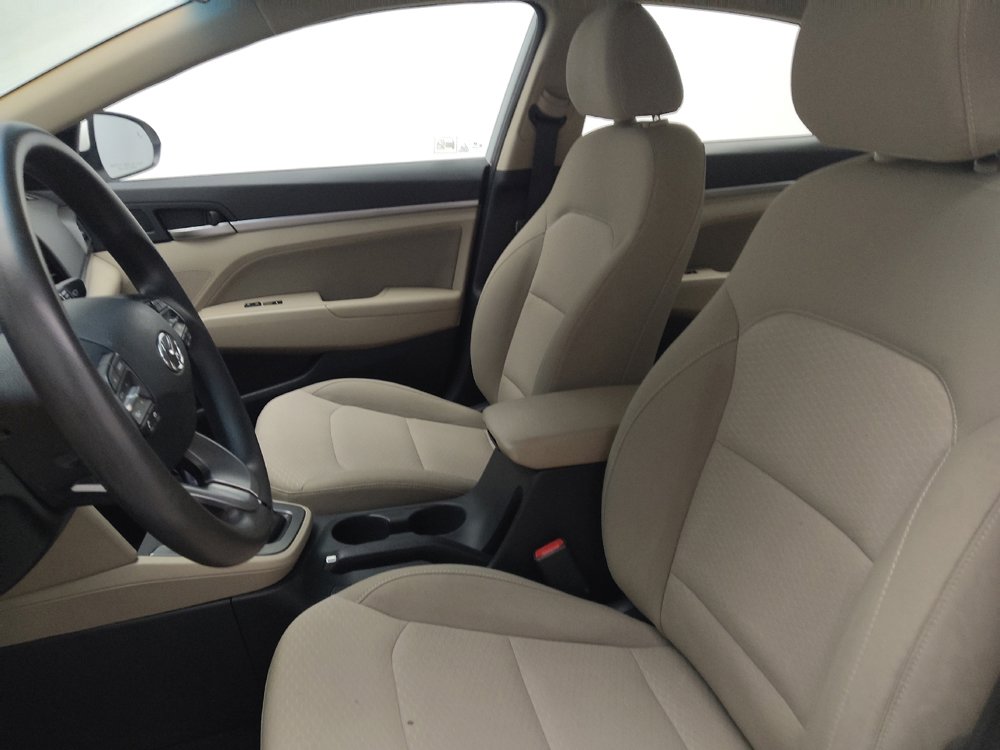 Used 2020 Hyundai Elantra SEL image 17