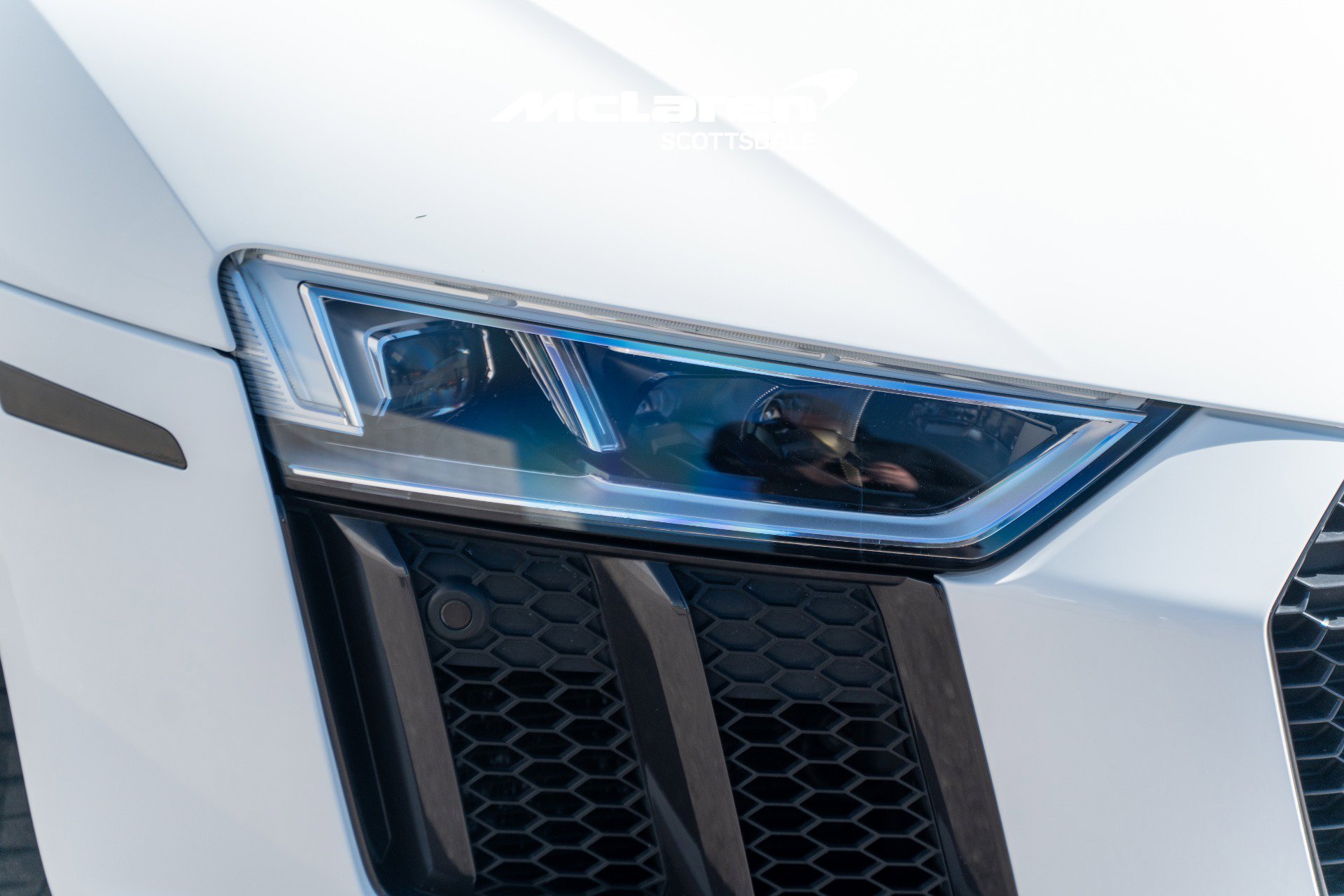 Used 2018 Audi R8 V10 w/ Premium Package image 21