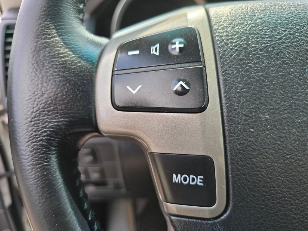 Used 2009 Toyota Land Cruiser AWD/4WD image 6