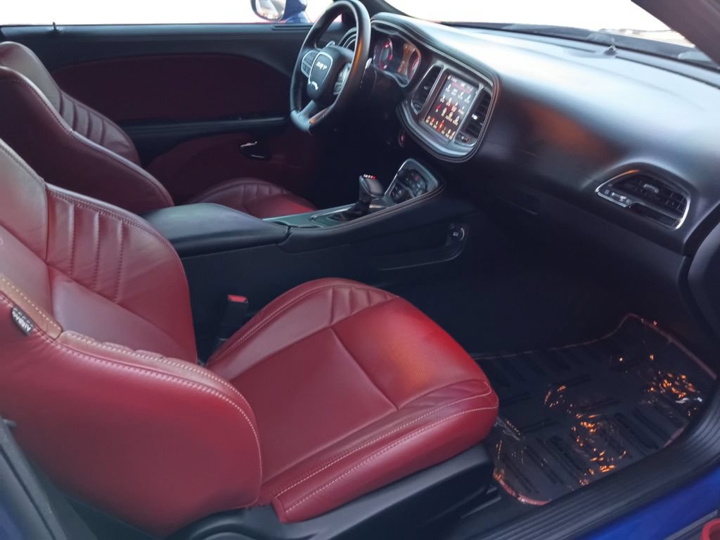 Used 2022 Dodge Challenger SRT Hellcat RWD image 24