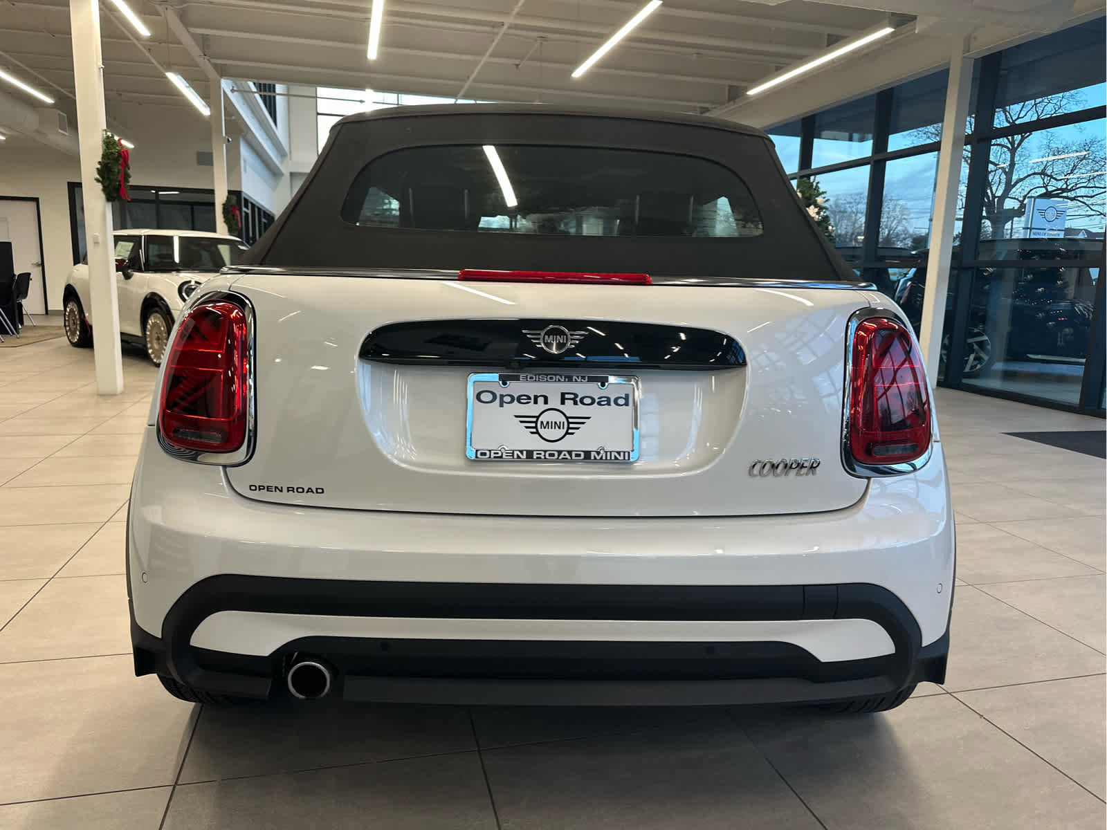 Used 2024 MINI Cooper Convertible image 6