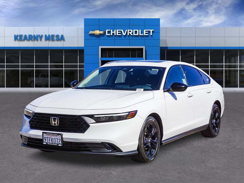 Used 2025 Honda Accord SE image 3