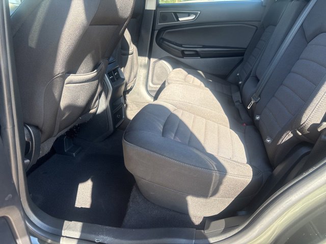 Used 2022 Ford Edge SE image 15