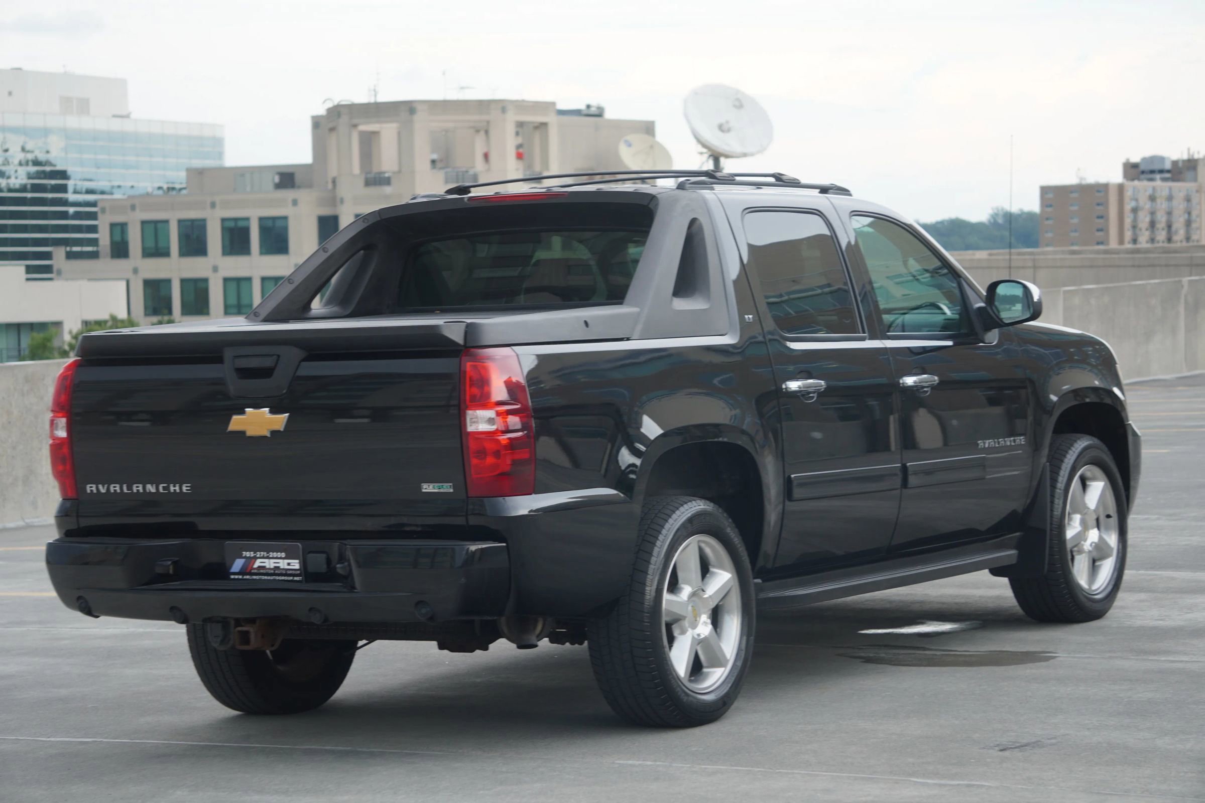 Used 2012 Chevrolet Avalanche LT w/ All-Star Edition image 38