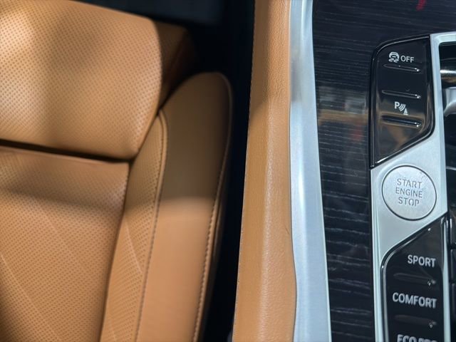 Certified 2024 BMW X6 xDrive40i w/ Parking Assistance Package image 38