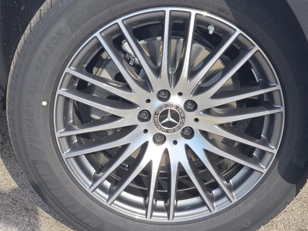 New 2026 Mercedes-Benz GLC 300 4MATIC image 11