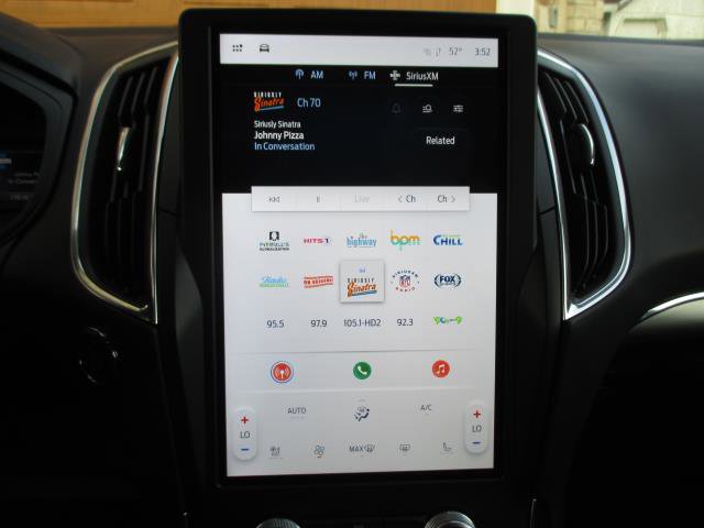 Used 2024 Ford Edge Titanium image 13