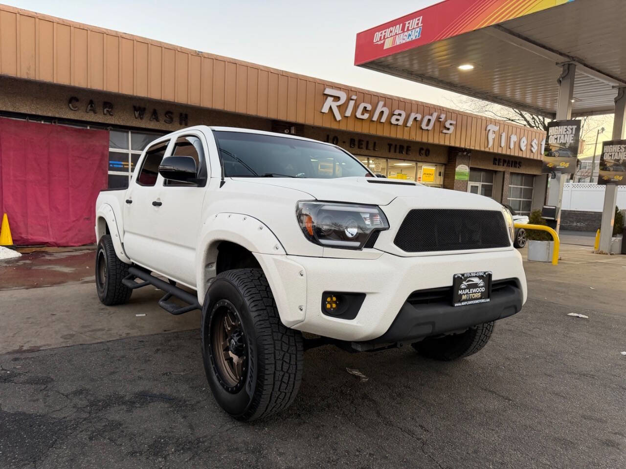 Used 2014 Toyota Tacoma 4x4 Double Cab w/ TRD Sport Package image 26