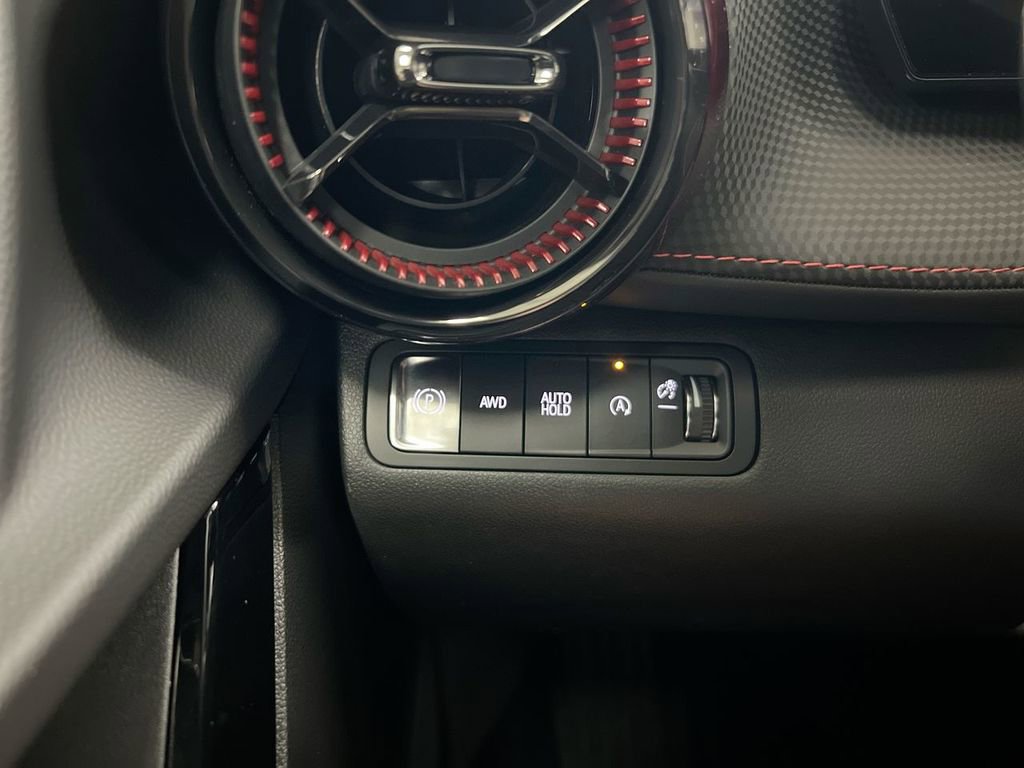 Used 2025 Chevrolet Equinox RS AWD/4WD image 18