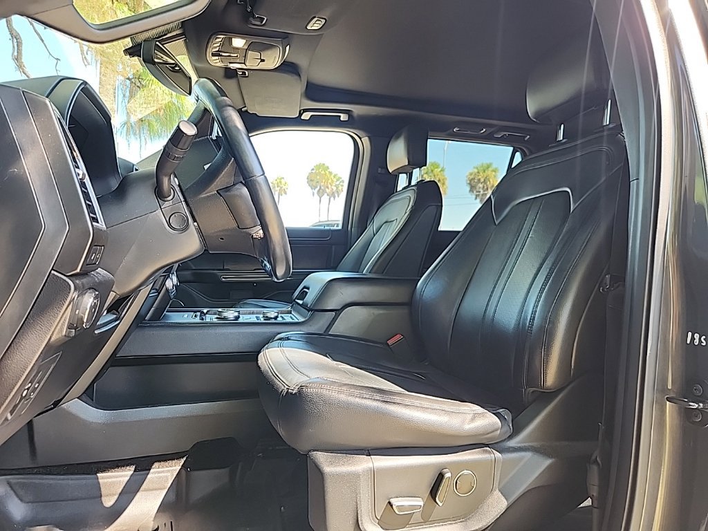 Used 2018 Ford Expedition Max Limited AWD/4WD image 2