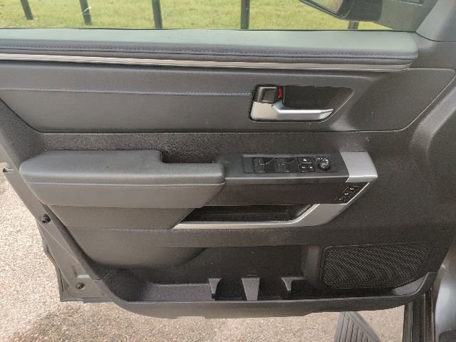 Used 2023 Toyota Sequoia Platinum image 30