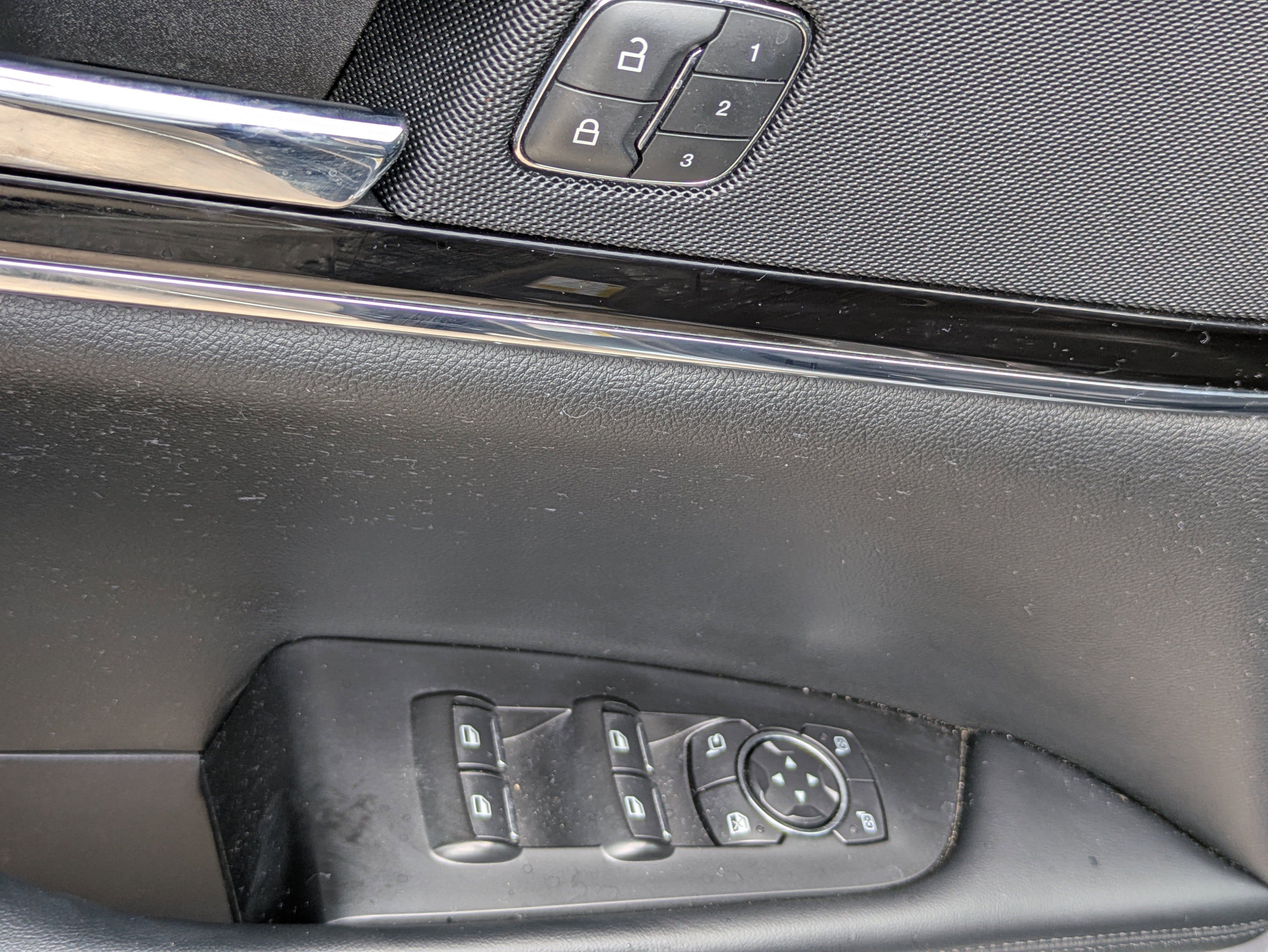 Used 2022 Lincoln Nautilus Reserve w/ Cargo Utility Package image 15