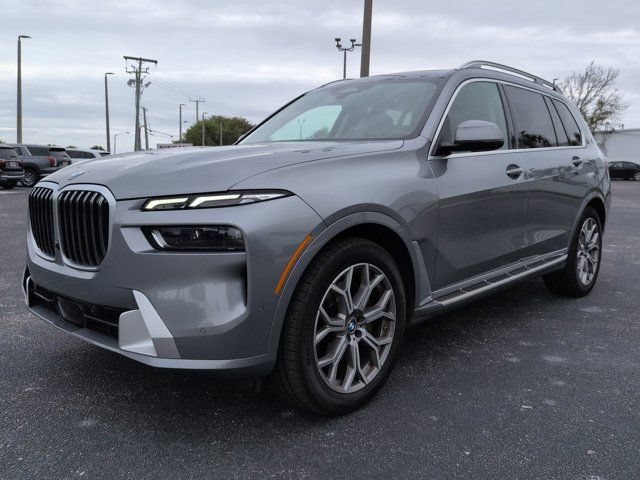 Used 2024 BMW X7 xDrive40i AWD/4WD image 9