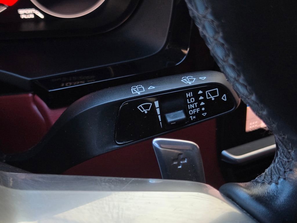 Used 2021 Porsche Cayenne S w/ Premium Package Plus image 33