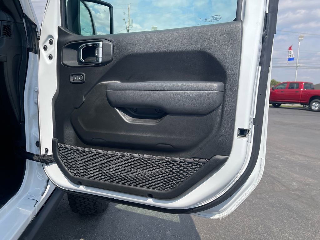 Used 2025 Jeep Wrangler Unlimited Rubicon 4xe w/ Safety Group image 11