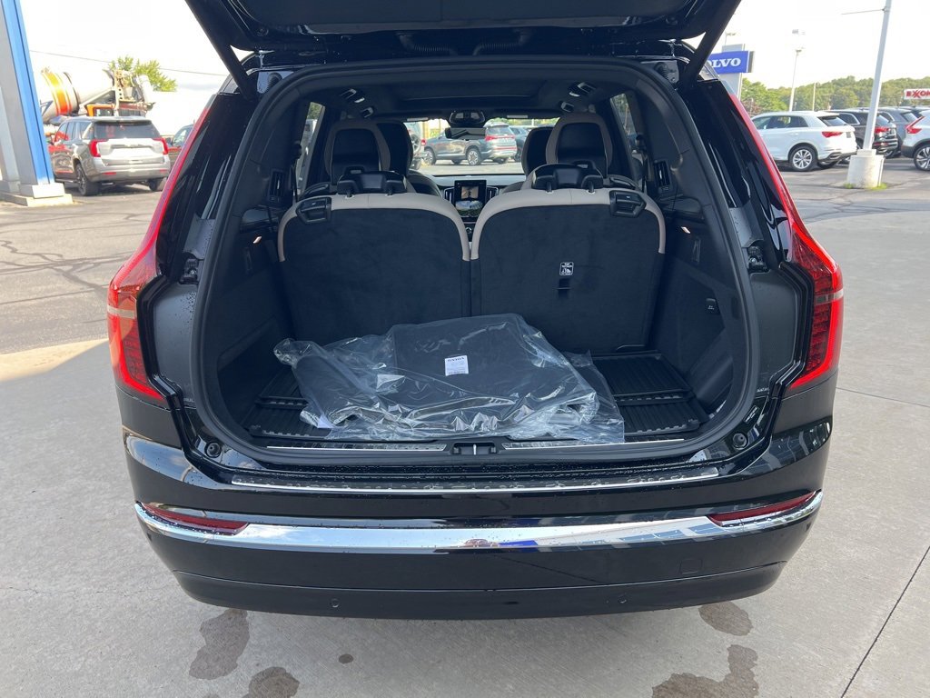 New 2026 Volvo XC90 B6 Plus image 33