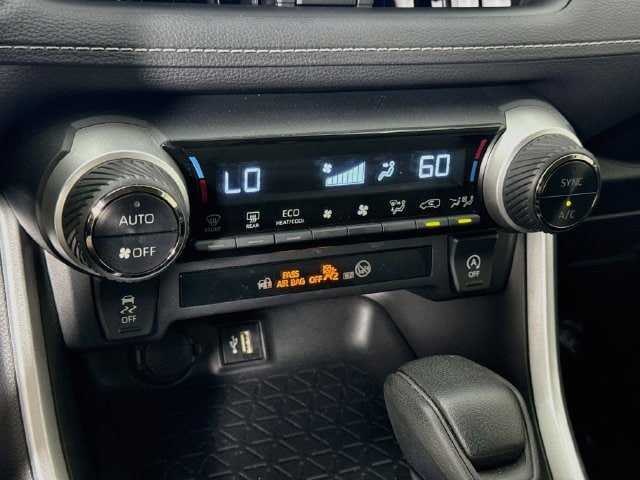 Certified 2023 Toyota RAV4 XLE AWD/4WD image 17
