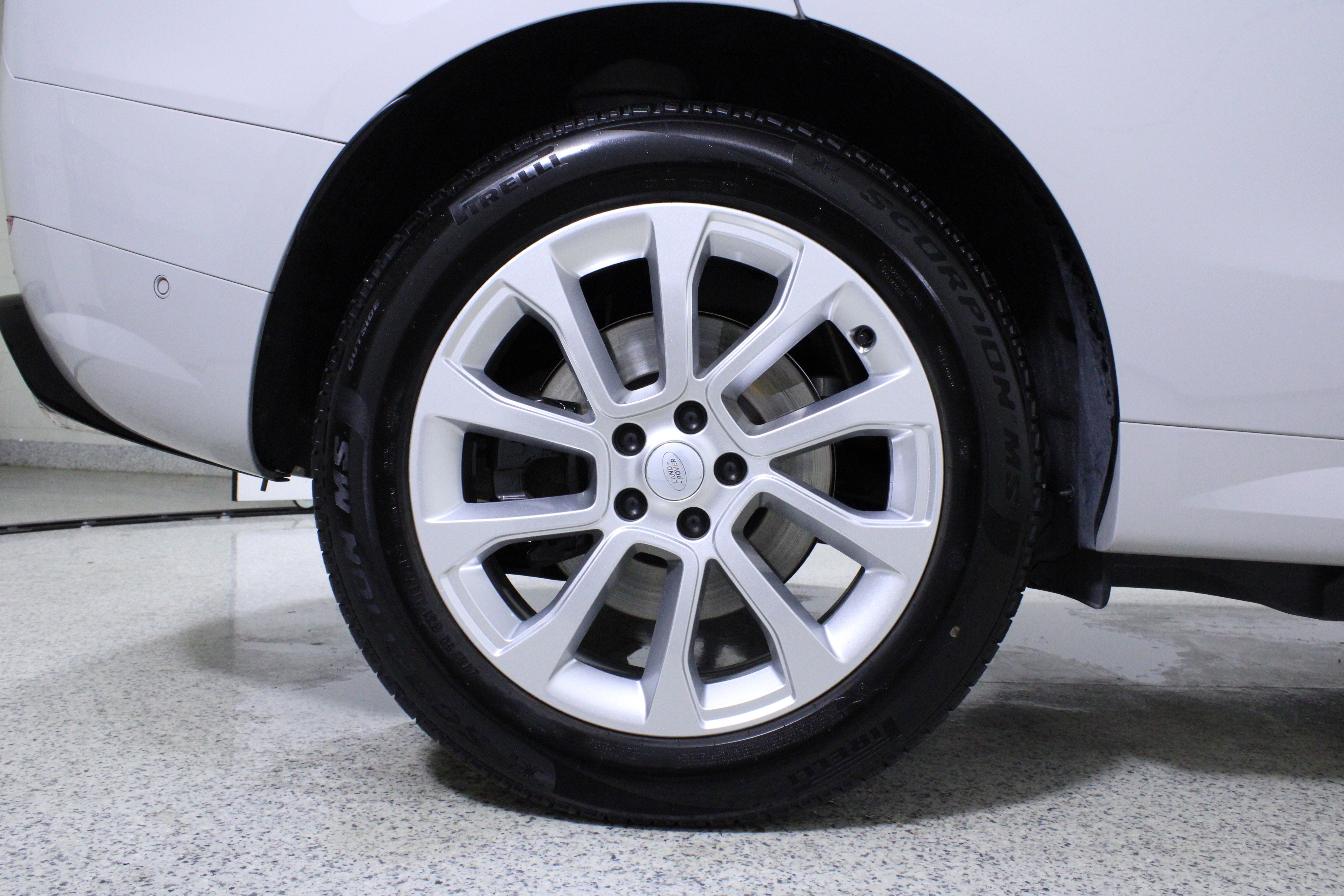 Used 2025 Land Rover Range Rover Sport Dynamic SE image 8