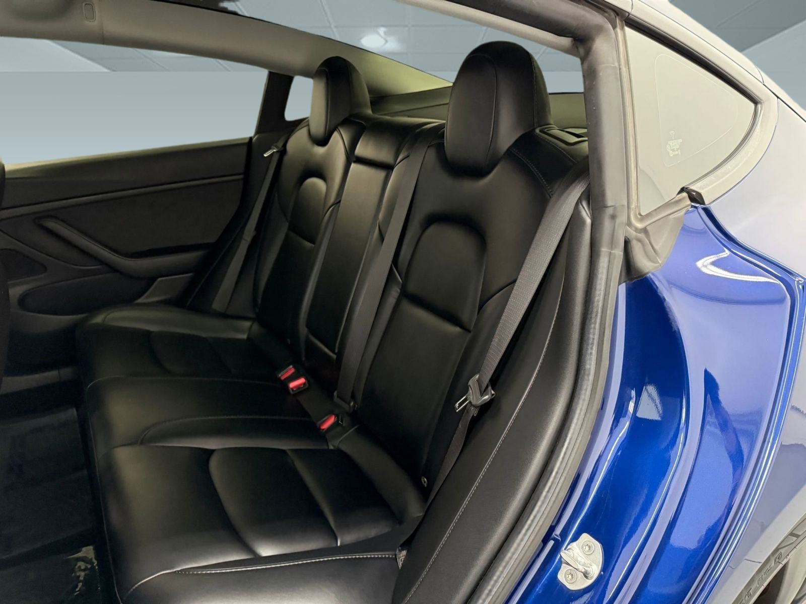 Used 2020 Tesla Model 3 Performance image 12