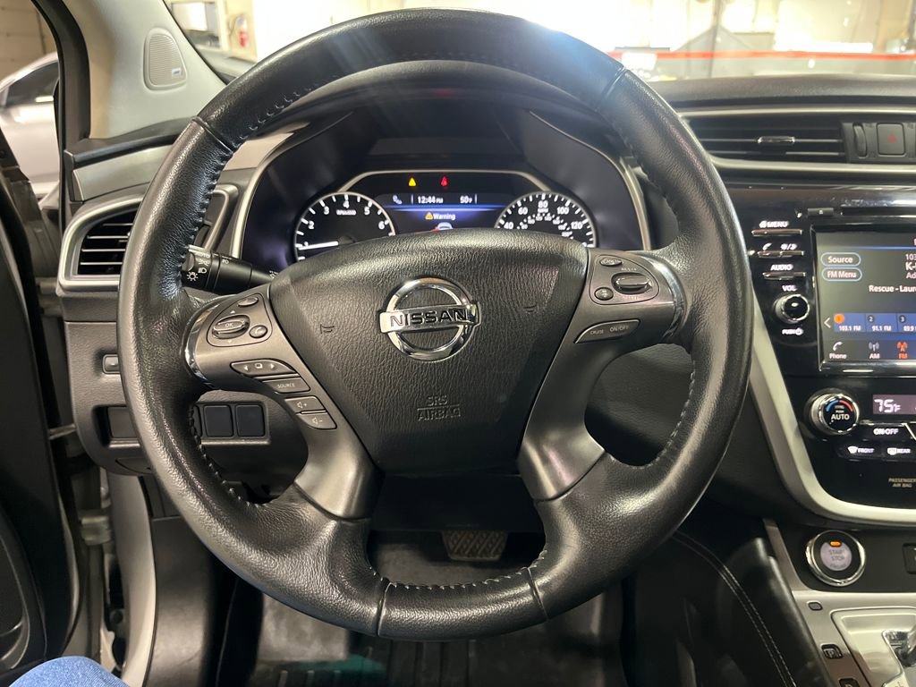Used 2019 Nissan Murano SV w/ Premium Package image 18