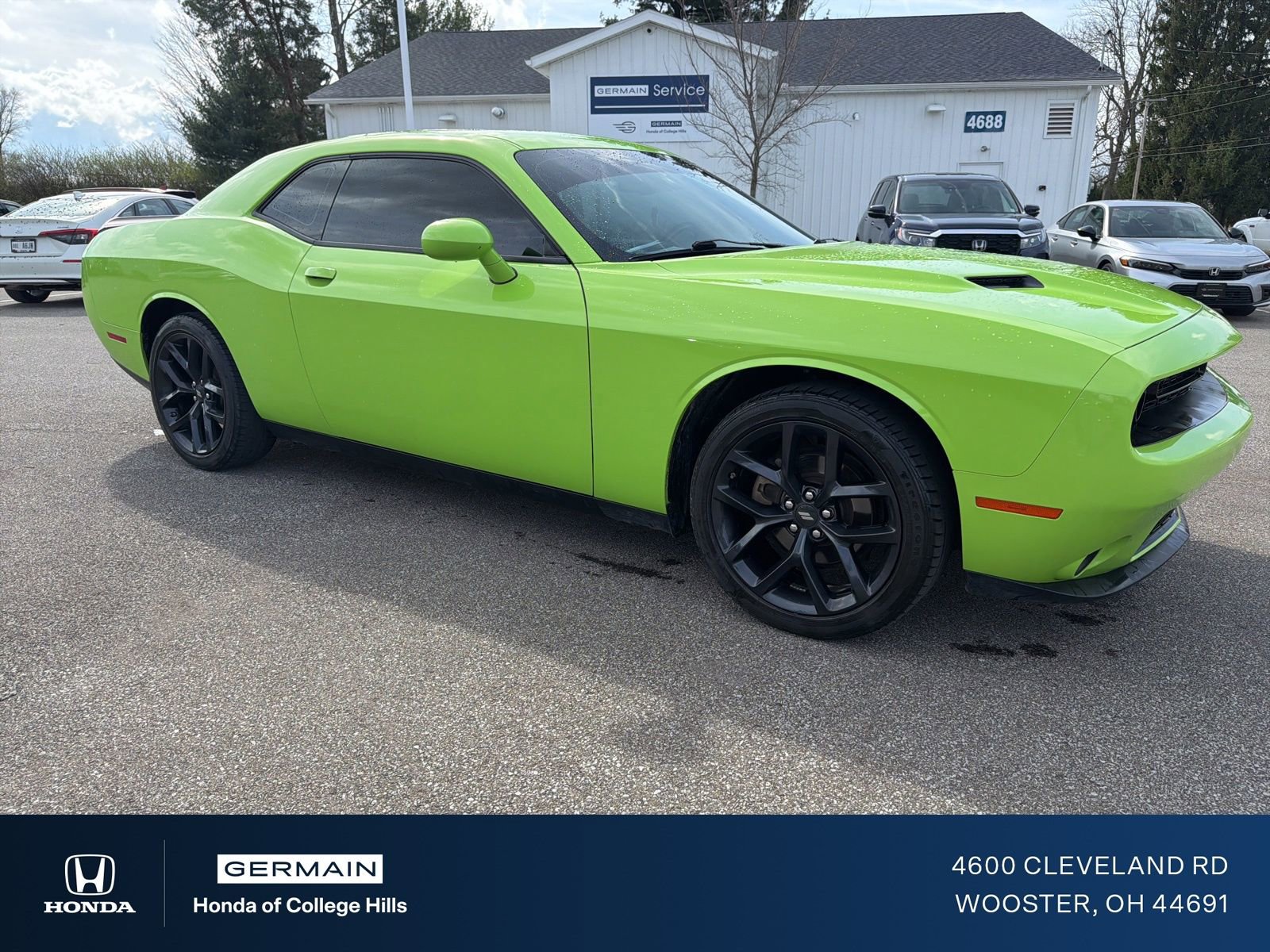 Used 2023 Dodge Challenger SXT w/ Blacktop Package RWD image 3