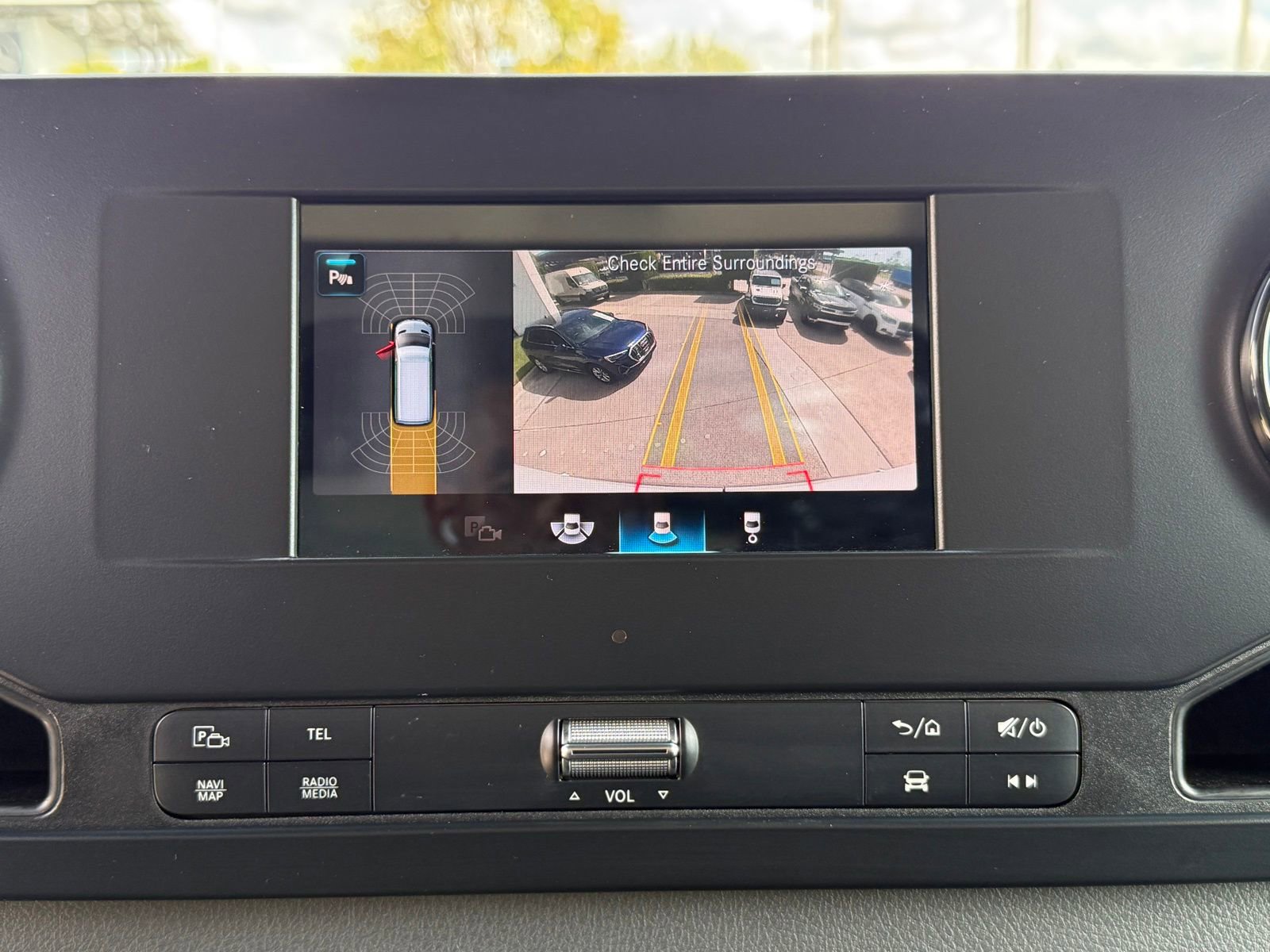 Used 2019 Mercedes-Benz Sprinter 170 image 40