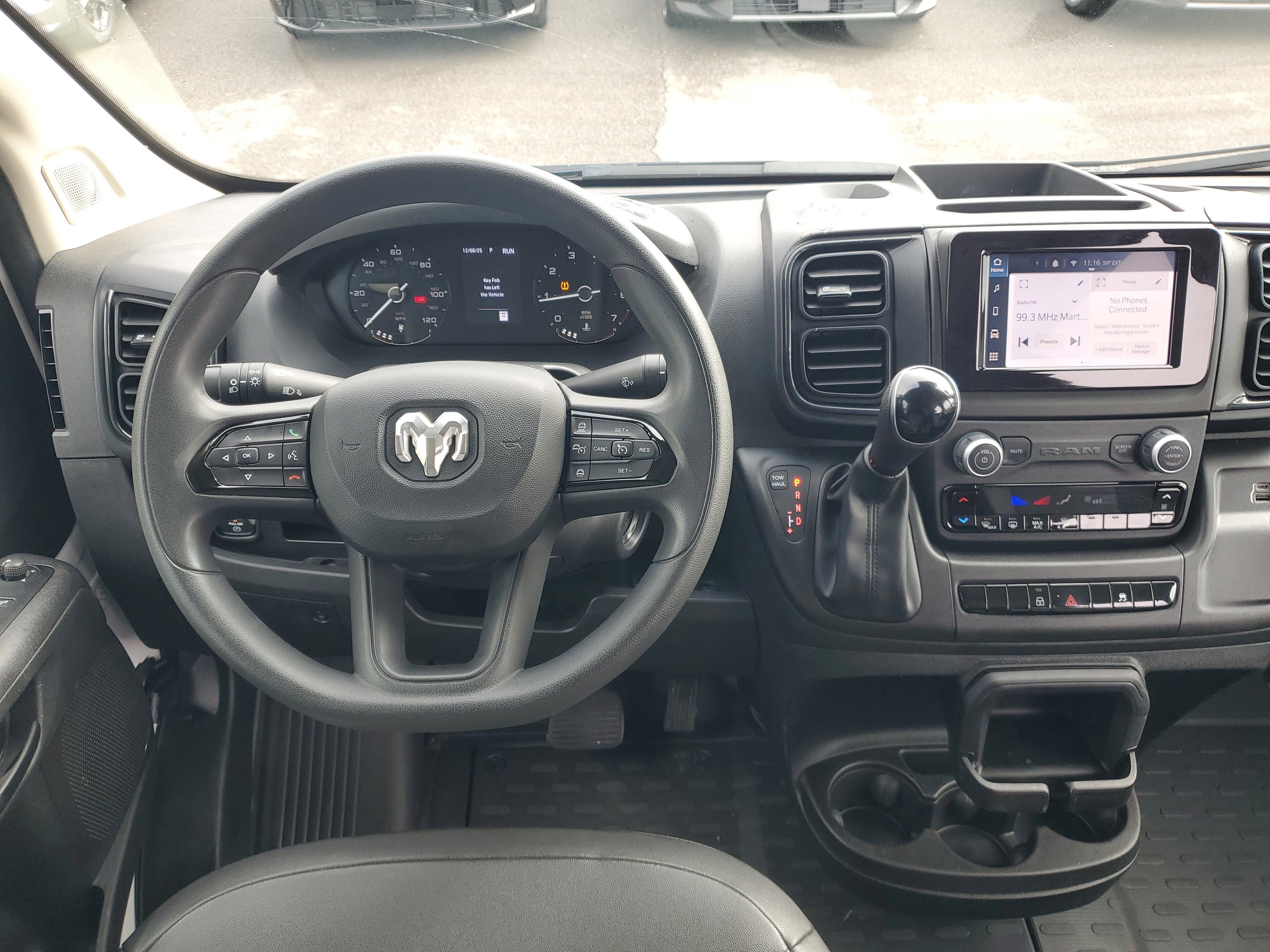 Used 2025 RAM ProMaster 2500 w/ Convenience Group image 15