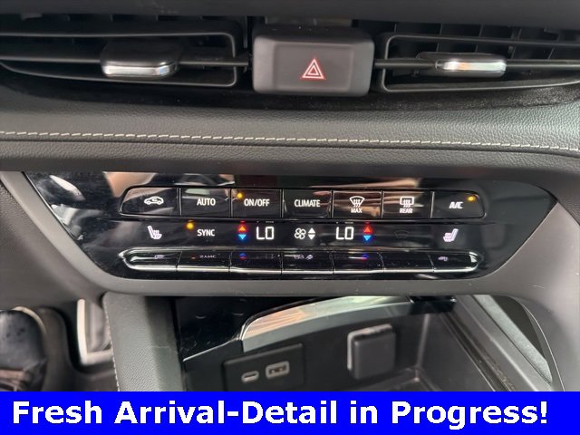 Used 2023 Buick Envision Essence w/ Sport Touring Package image 7