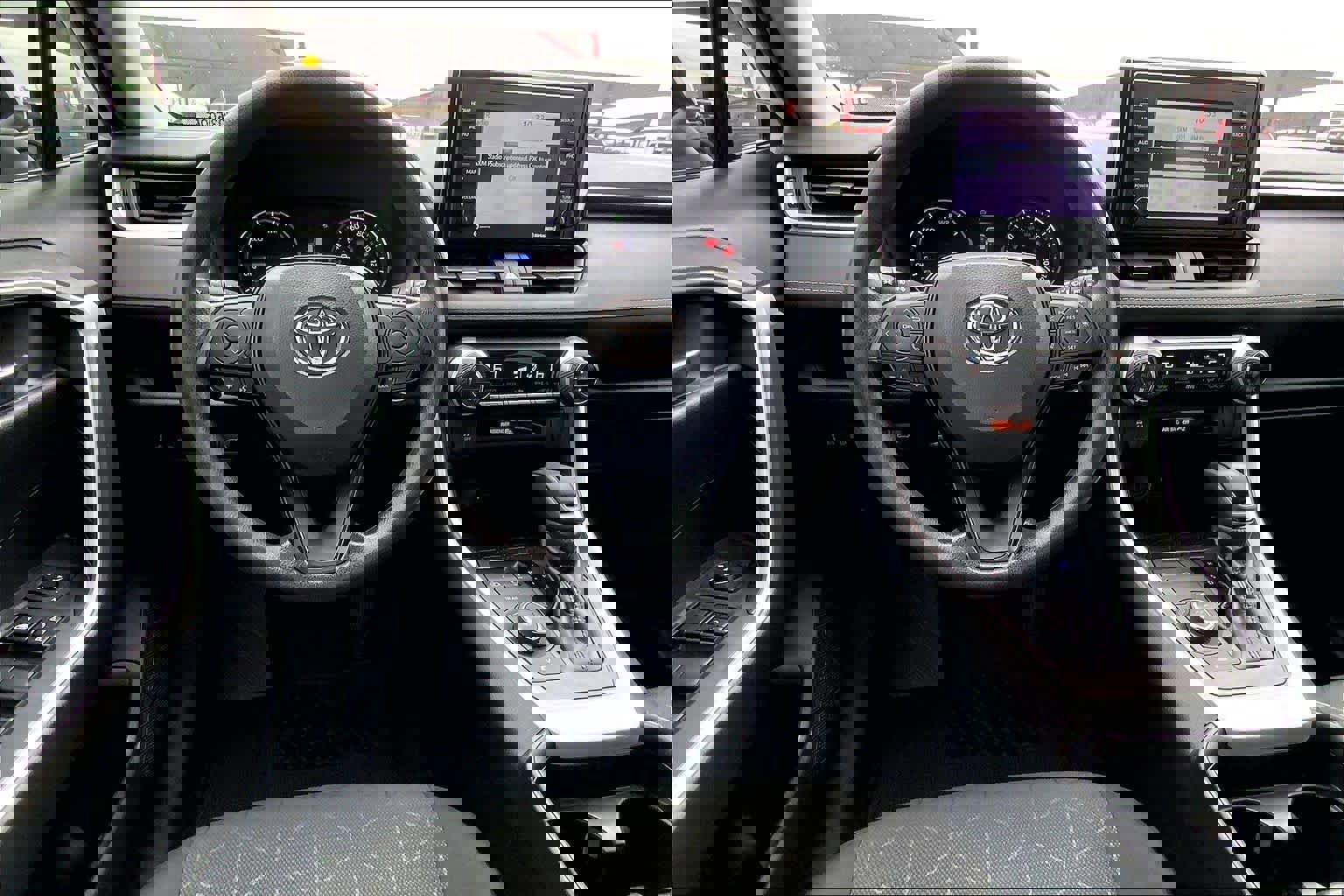 Used 2021 Toyota RAV4 XLE w/ Convenience Package AWD/4WD image 6