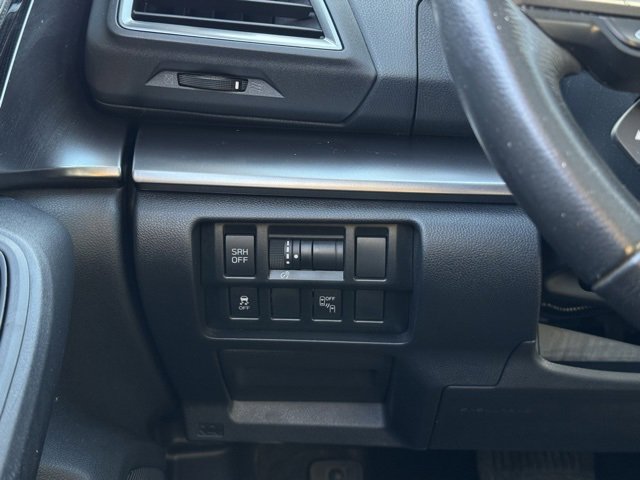 Used 2018 Subaru Crosstrek 2.0i Limited image 32