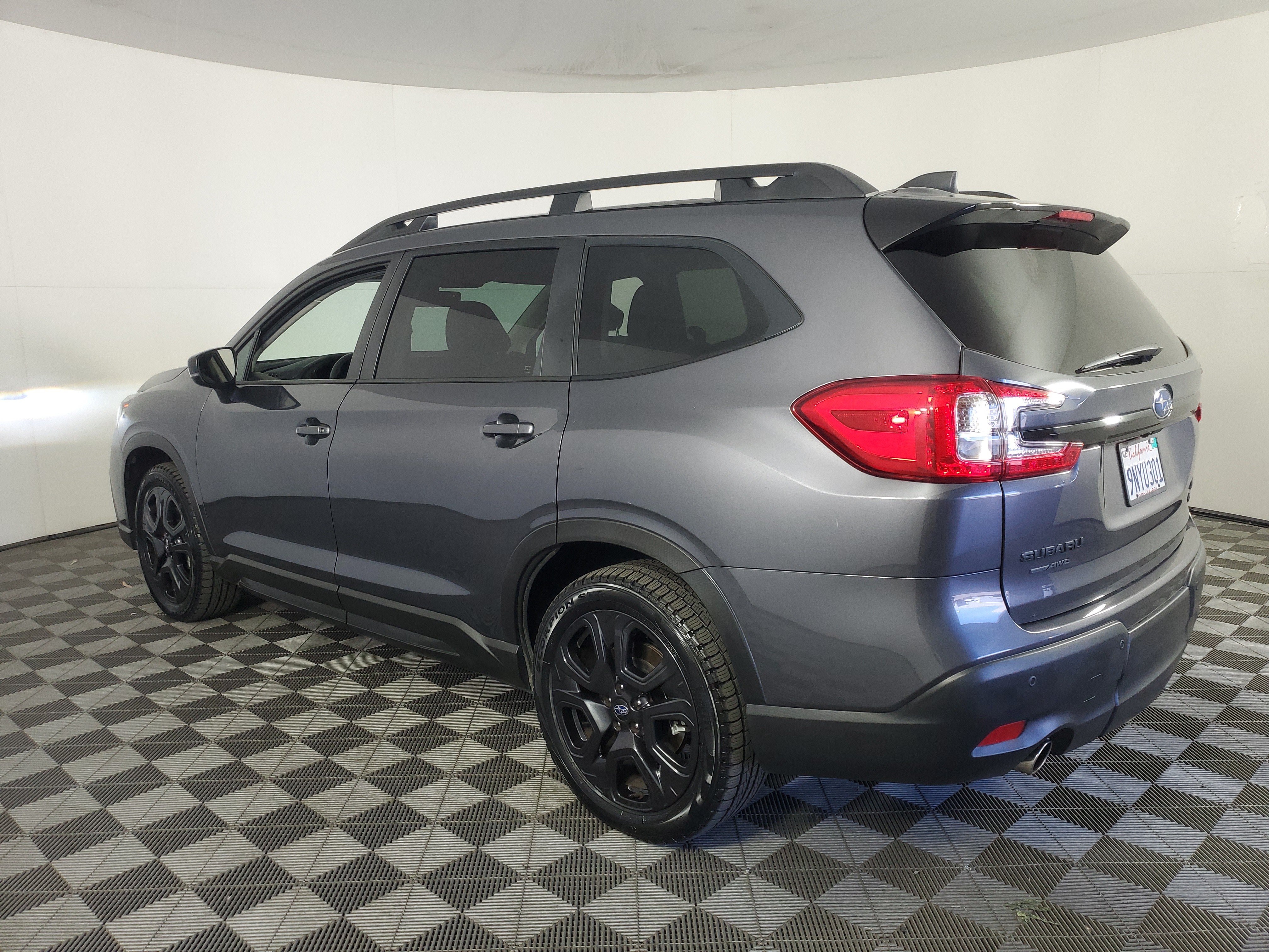Used 2024 Subaru Ascent Onyx Edition AWD/4WD image 6