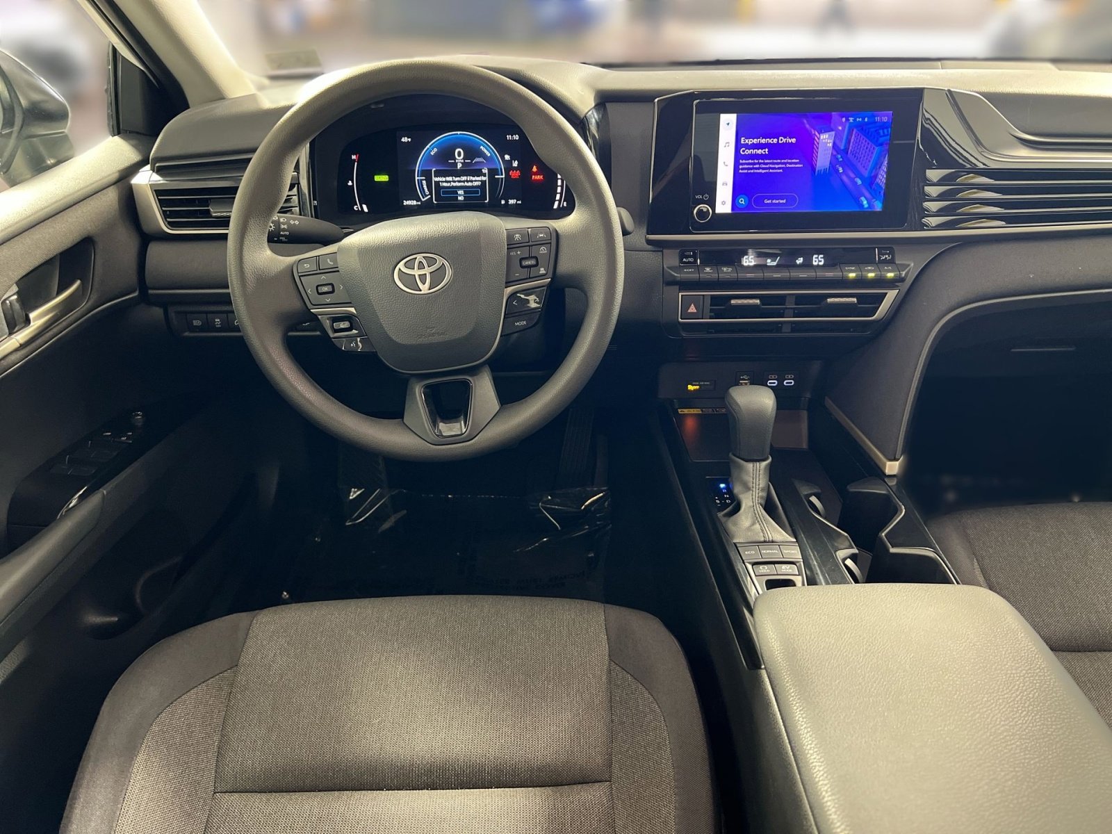 Used 2025 Toyota Camry LE image 23