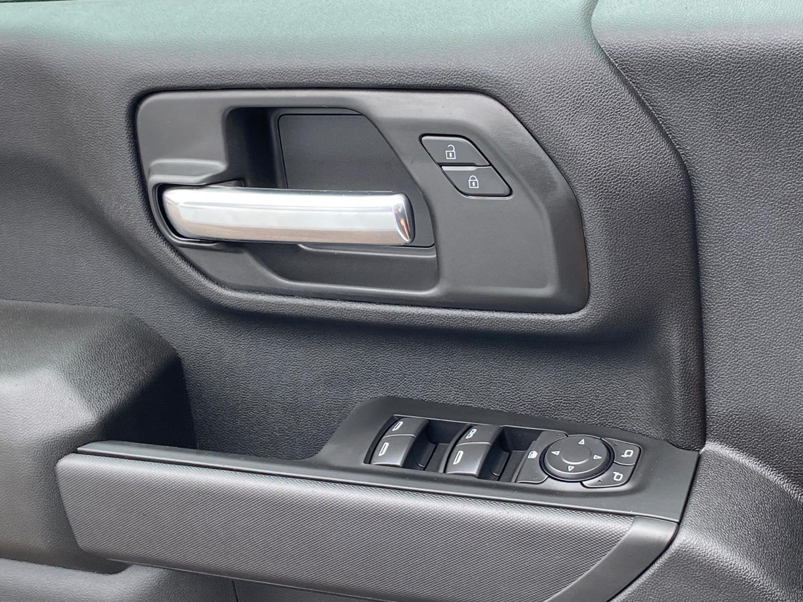 New 2026 Chevrolet Silverado 2500 W/T w/ WT Convenience Package AWD/4WD image 18