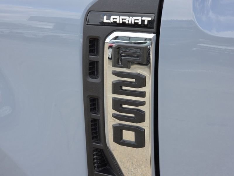 Used 2024 Ford F250 Lariat w/ Lariat Ultimate Package image 7