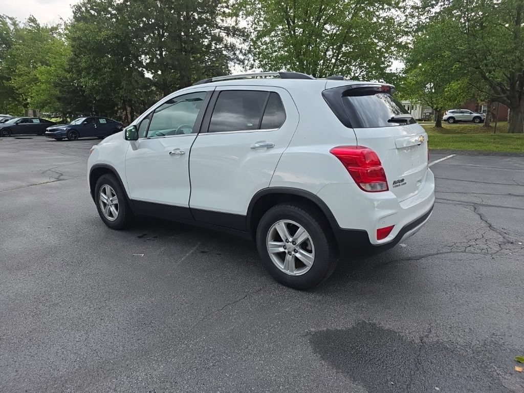 Used 2020 Chevrolet Trax LT w/ Driver Confidence Package AWD/4WD image 6