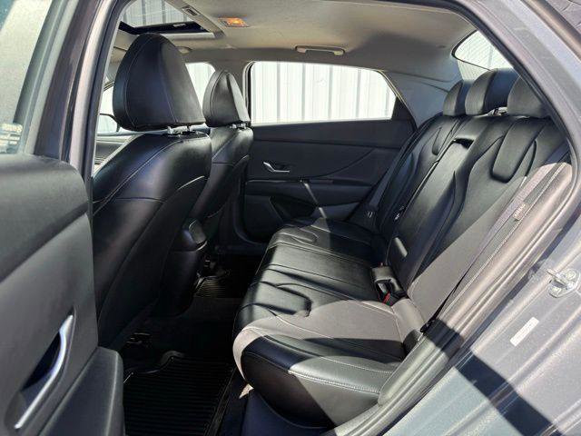 Used 2024 Hyundai Elantra Limited image 6