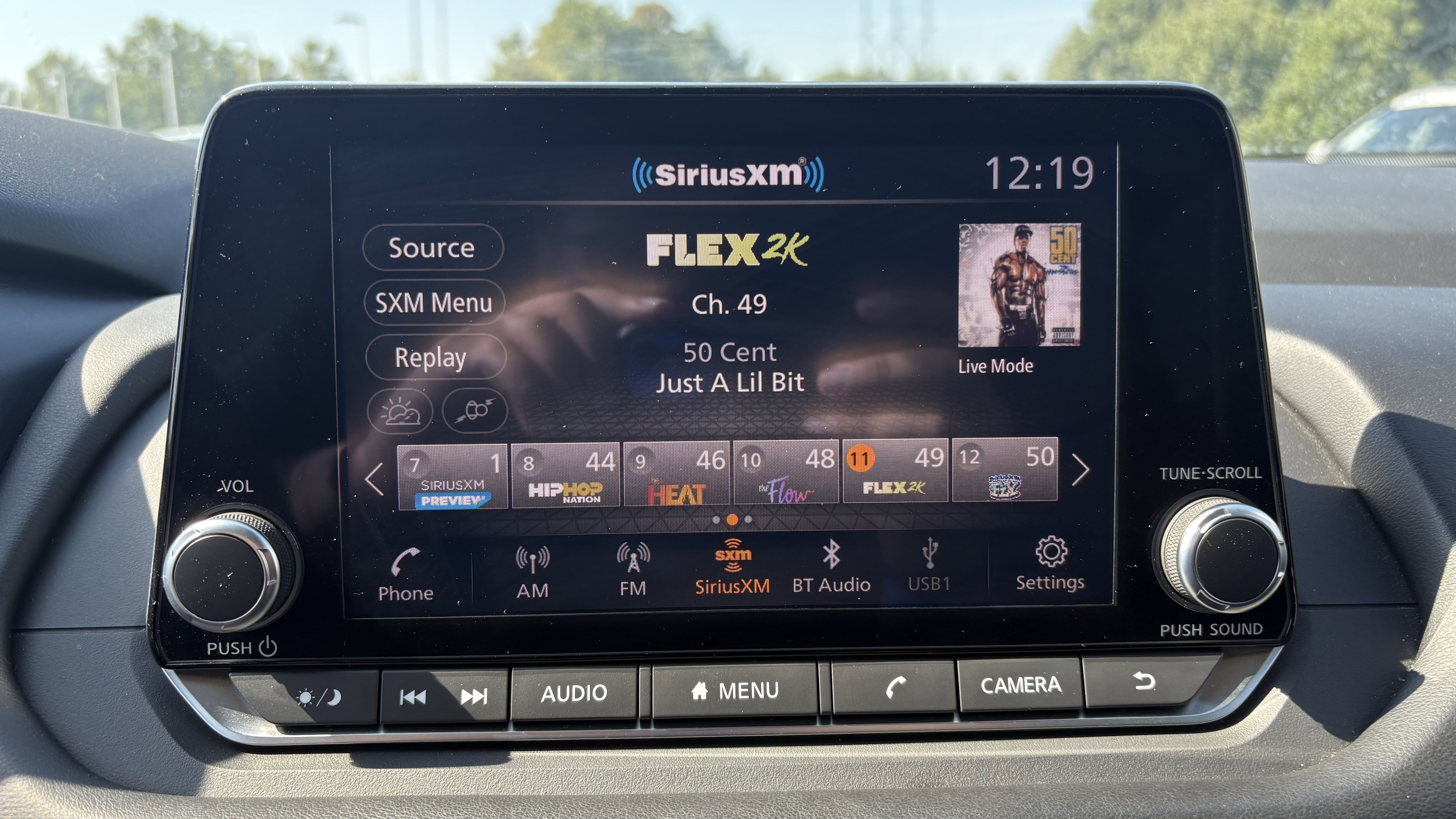 Used 2024 Nissan Rogue SV image 24