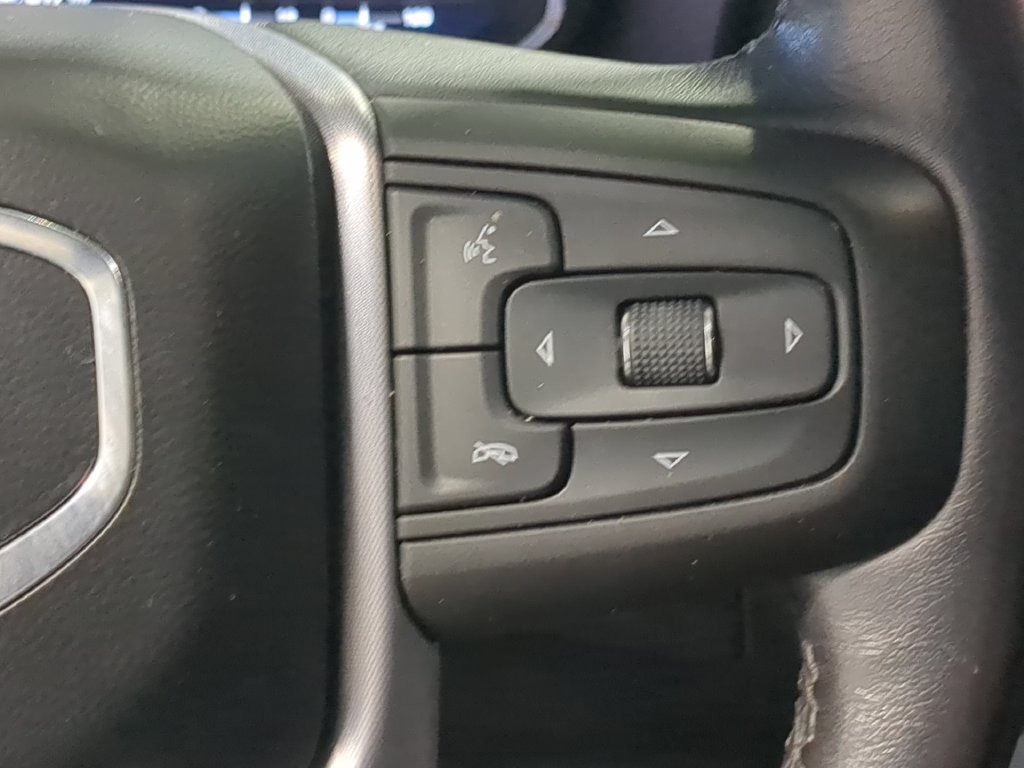 Used 2023 GMC Yukon SLE AWD/4WD image 29