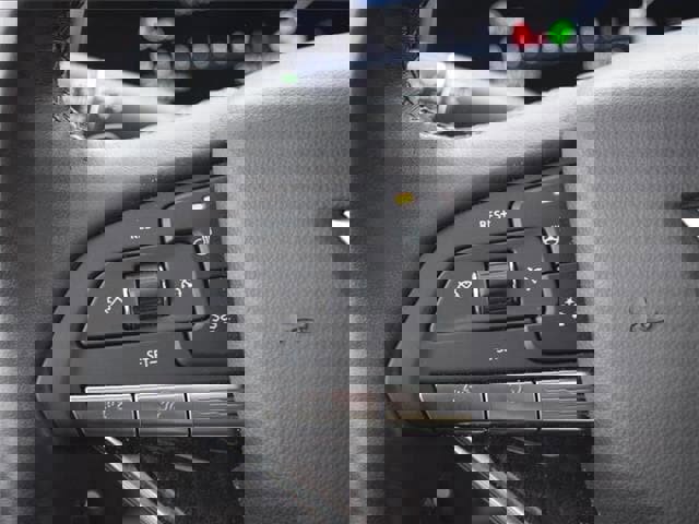 Used 2022 Cadillac Escalade Premium Luxury w/ Touring Package image 10