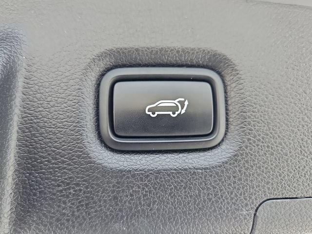 Used 2023 Hyundai Santa Fe Limited AWD/4WD image 29