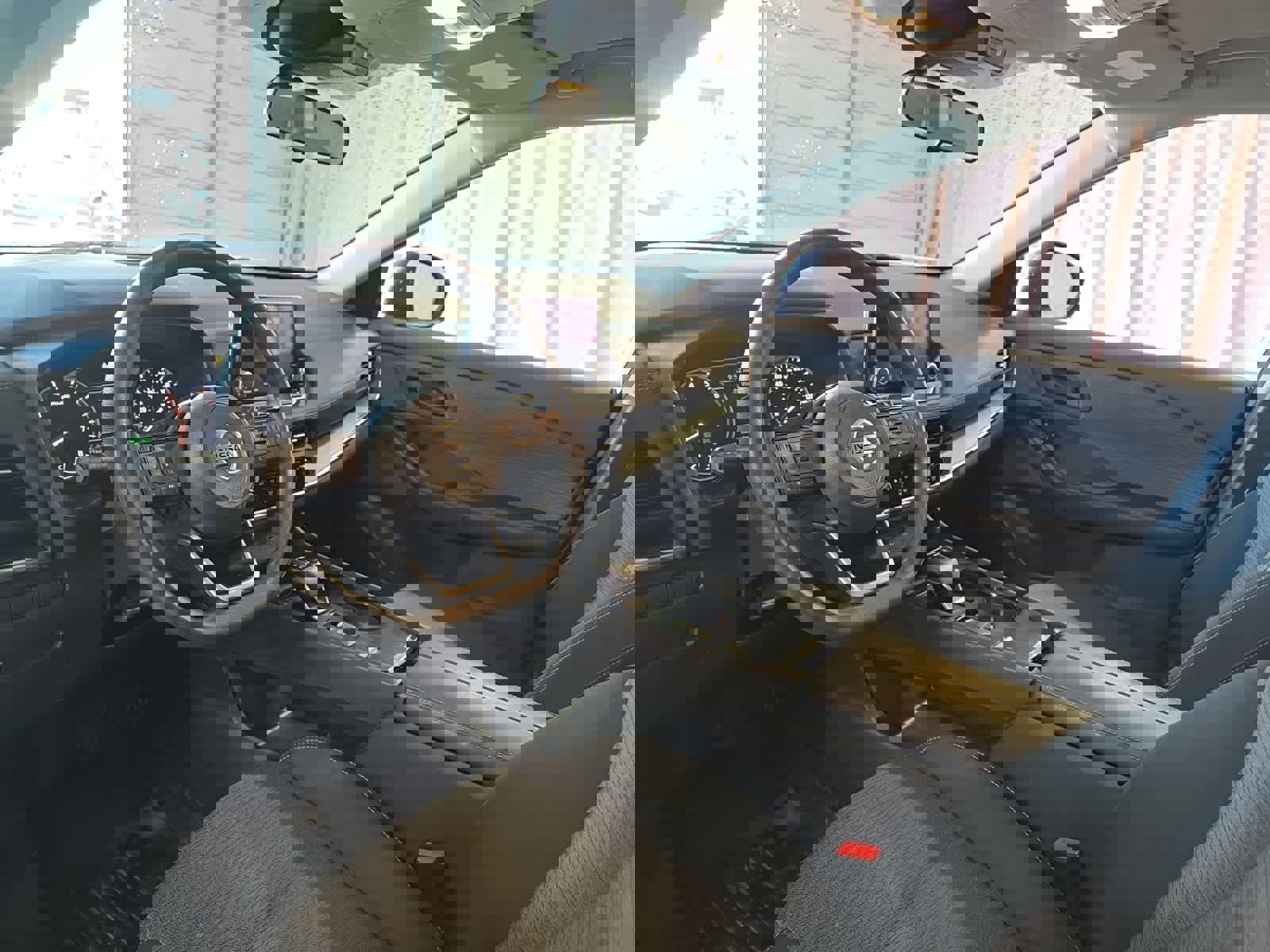 Used 2021 Nissan Rogue S image 18