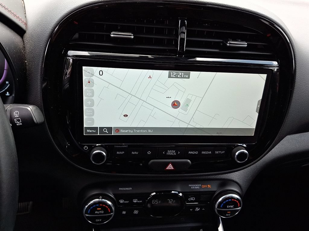 Used 2025 Kia Soul GT-Line FWD image 3