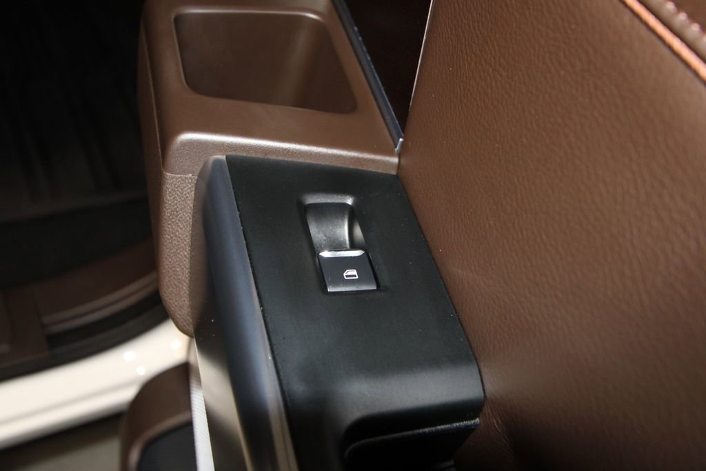 Used 2025 Ford F250 King Ranch w/ Chrome Package image 35