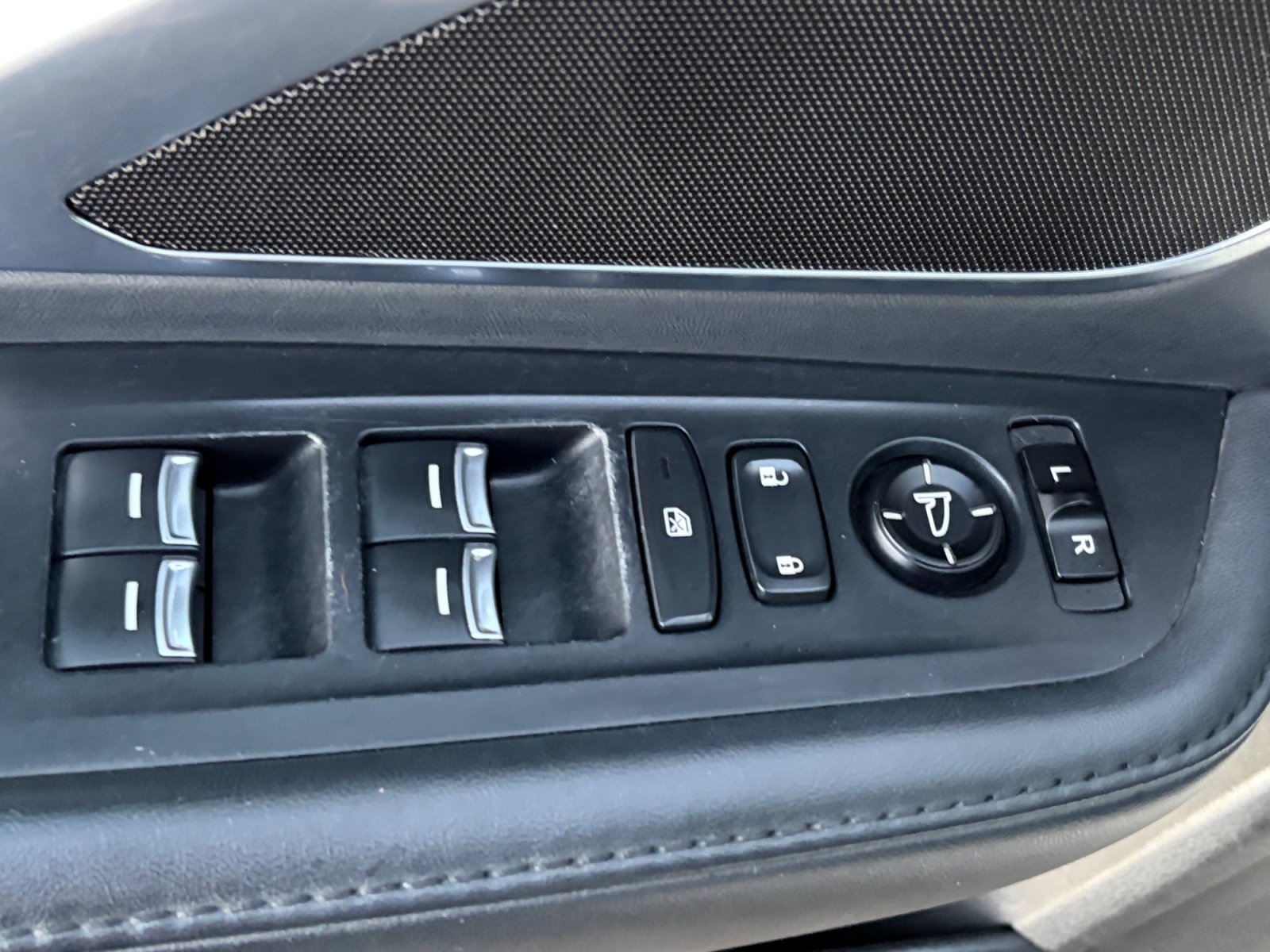 Used 2019 Acura RDX AWD image 13