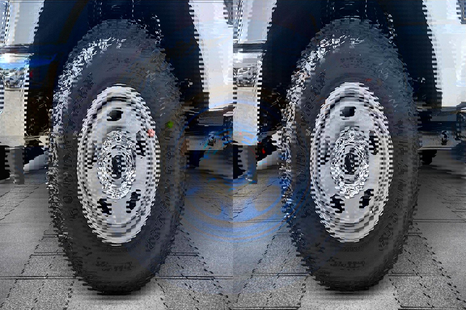 New 2026 Ford F250 XL w/ XL Off-Road Package image 12